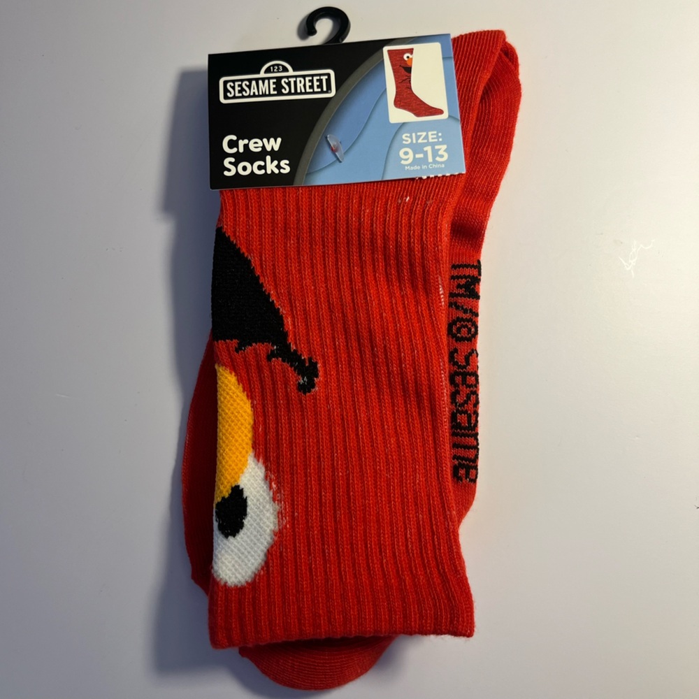 🆕Elmo Sesame Street Red Crew Socks - Equalizer Accessories